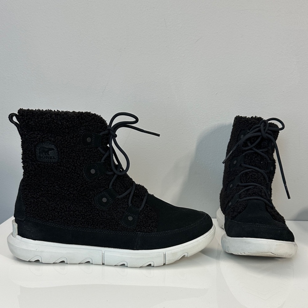 Sorel Explorer ll Joan Insulated Lace Up Boots Size 12